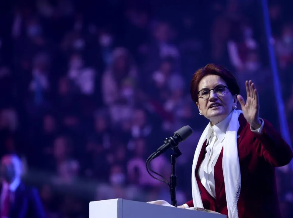 Akşener: Elbette başbakan Meral olacak