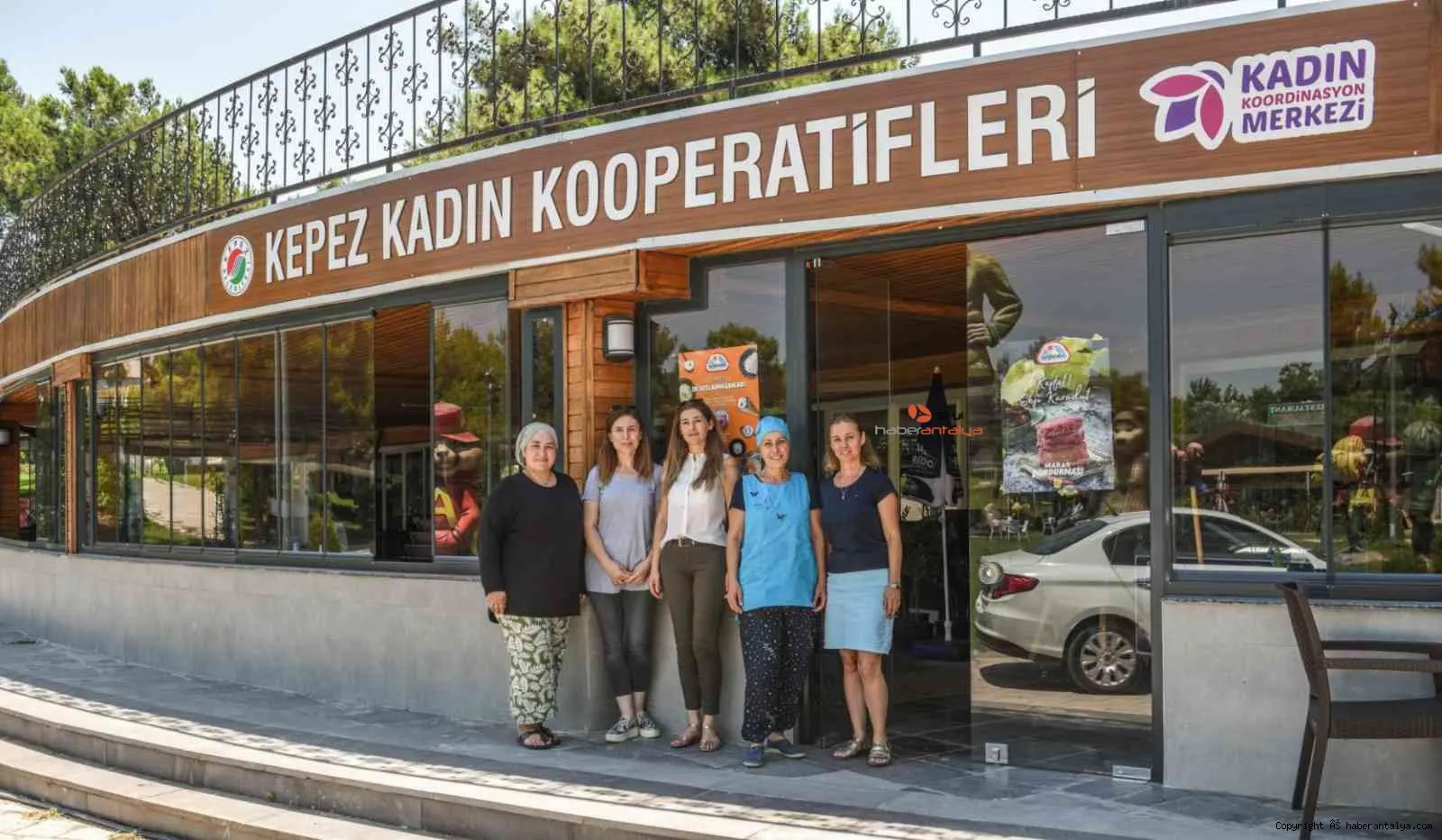 Antalya Kepez’de Üretici Kadınlar ‘Hanımeli Marketleri’ Projesi İçin Hazırlanıyor