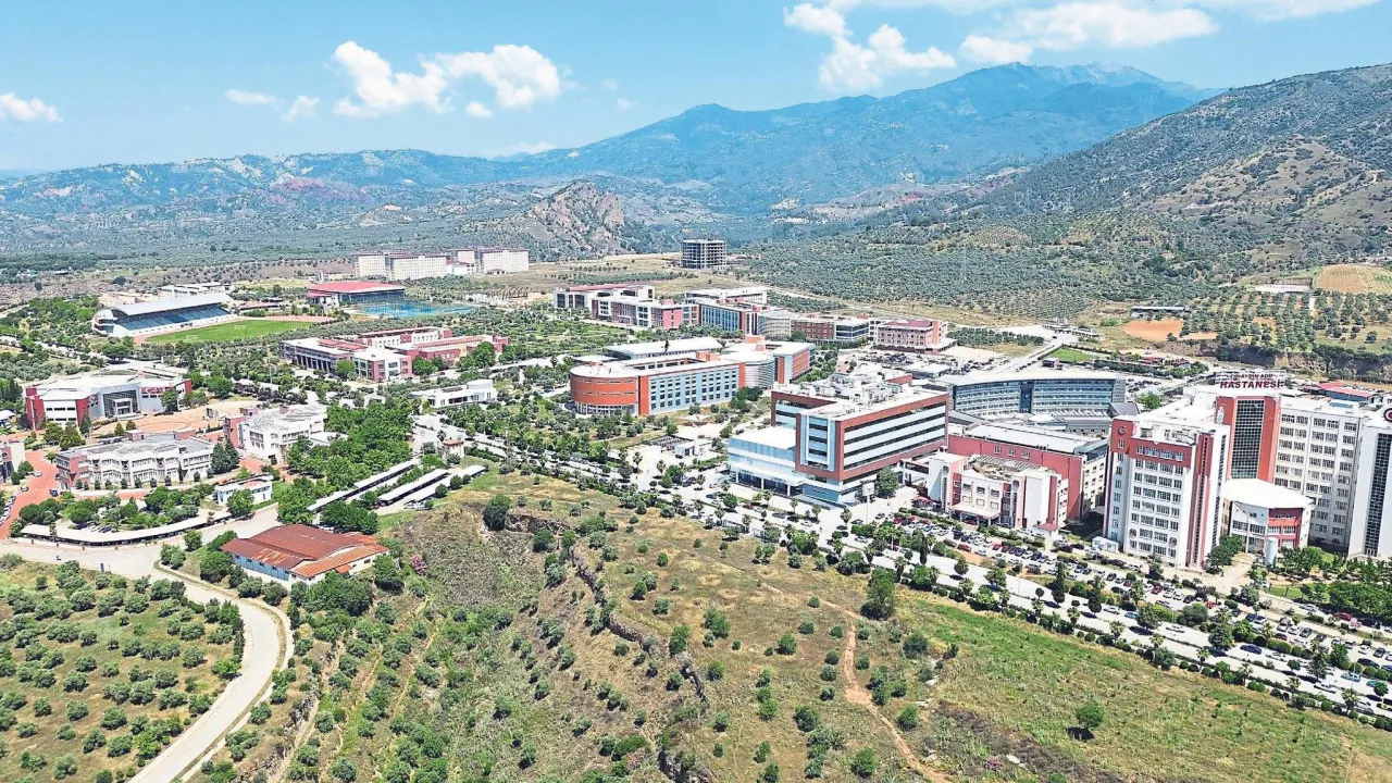 AYDIN ÜNİVERSİTELERİ YKS TABAN PUANLARI VE ÖSYM BÖLÜMLER LİSTESİ 2026 || YKS 150, 160, 170, 180, 190, 200, 210, 220, 230, 240, 250, 260, 270, 280, 290, 300, 310, 320, 330, 340, 350, 360, 370, 380, 390, 400 puanla Aydın'da nereye, 2 ve 4 yıllık hangi bölümlere gidilir? TYT, AYT Aydın devlet üniversiteleri listesi