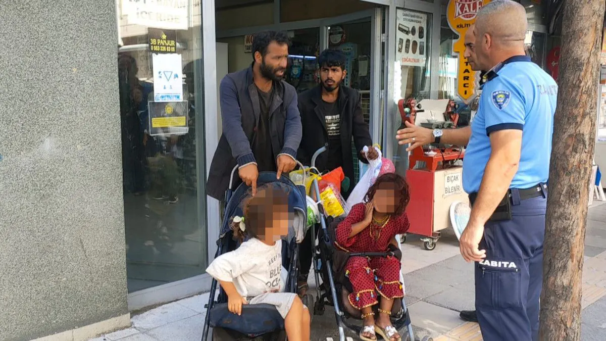 Çocuklarını zorla dilendiren kişilerin minibüsü ve evi olduğu ortaya çıktı