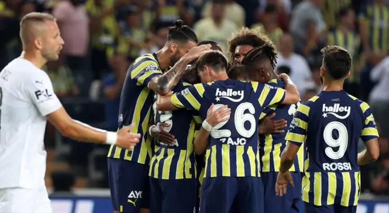 Fenerbahçe avantajı kaptı