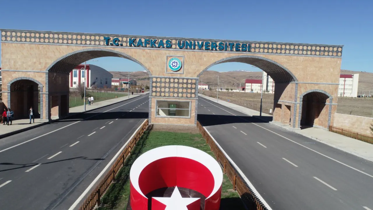 KARS ÜNİVERSİTELERİ YKS TABAN PUANLARI VE ÖSYM BÖLÜMLER LİSTESİ 2026 || YKS 150, 160, 170, 180, 190, 200, 210, 220, 230, 240, 250, 260, 270, 280, 290, 300, 310, 320, 330, 340, 350, 360, 370, 380, 390, 400 puanla Kars'ta nereye, 2 ve 4 yıllık hangi bölümlere gidilir? TYT, AYT Kars devlet üniversiteleri listesi