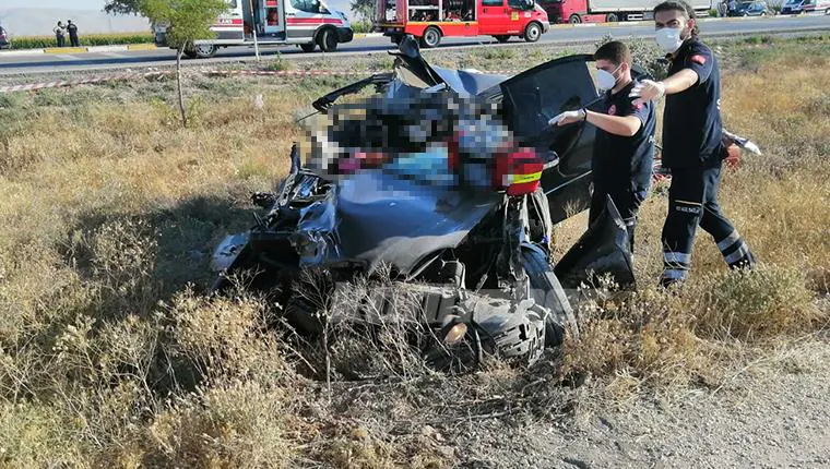 Konya’da feci kaza! Anne, baba ve çocuğu hayatını kaybetti