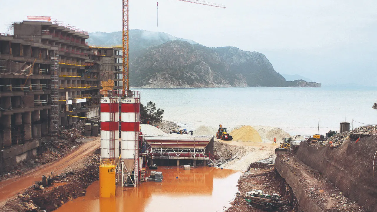 Marmaris'te Sinpaş'ta sular durulmuyor: Hatalı işlem, eksik mühür…