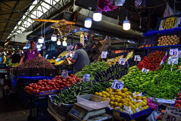 Türk-İş: Açlık sınırı 7 bin 245, yoksulluk sınırı 23 bin 600 lira