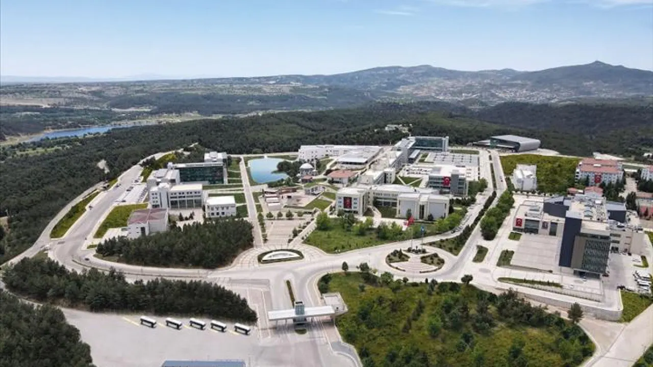 UŞAK ÜNİVERSİTELERİ YKS TABAN PUANLARI VE ÖSYM BÖLÜMLER LİSTESİ 2026 || YKS 150, 160, 170, 180, 190, 200, 210, 220, 230, 240, 250, 260, 270, 280, 290, 300, 310, 320, 330, 340, 350, 360, 370, 380, 390, 400 puanla Uşak'ta nereye, 2 ve 4 yıllık hangi bölümlere gidilir? TYT, AYT Uşak devlet üniversiteleri listesi