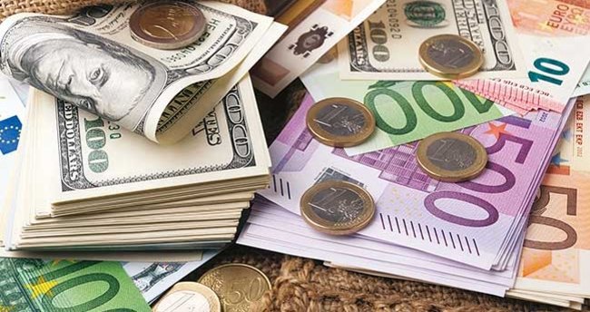 Son dakika haberi! Euro/dolar 20 yıl sonra 1'in altına indi