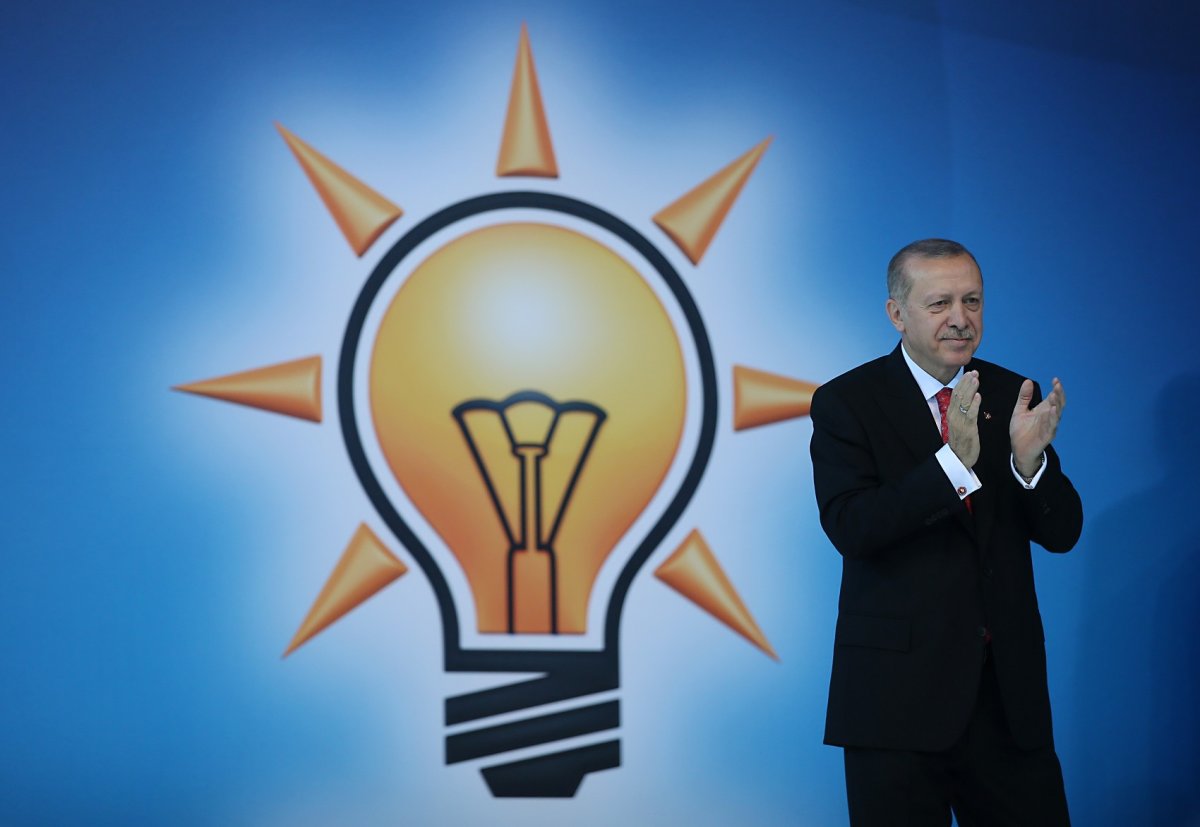 AK Parti seçim öncesi yol haritasını belirledi