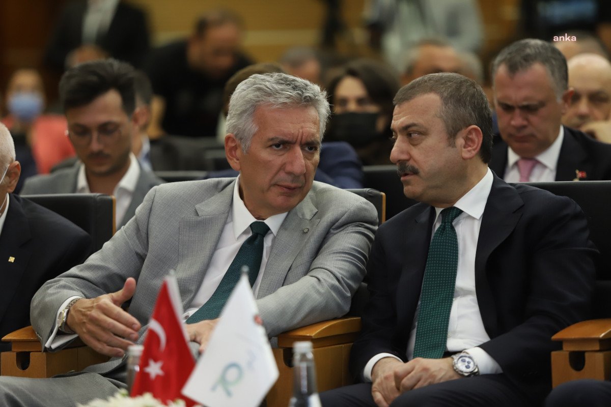  Şahap Kavcıoğlu ile sanayiciler arasında kredi tartışması