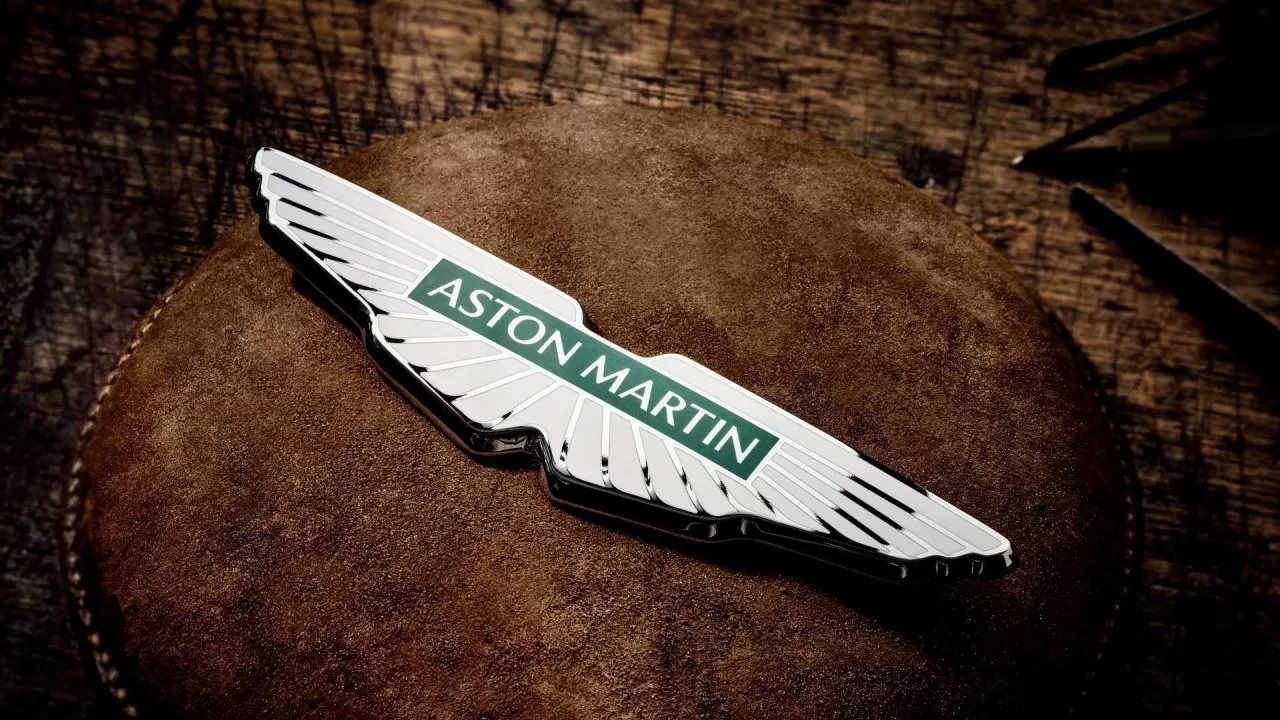 Aston Martin, yeni logosunu tanıttı
