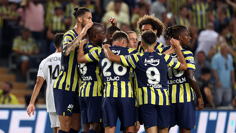 Fenerbahçe, Slovacko'yu eledi