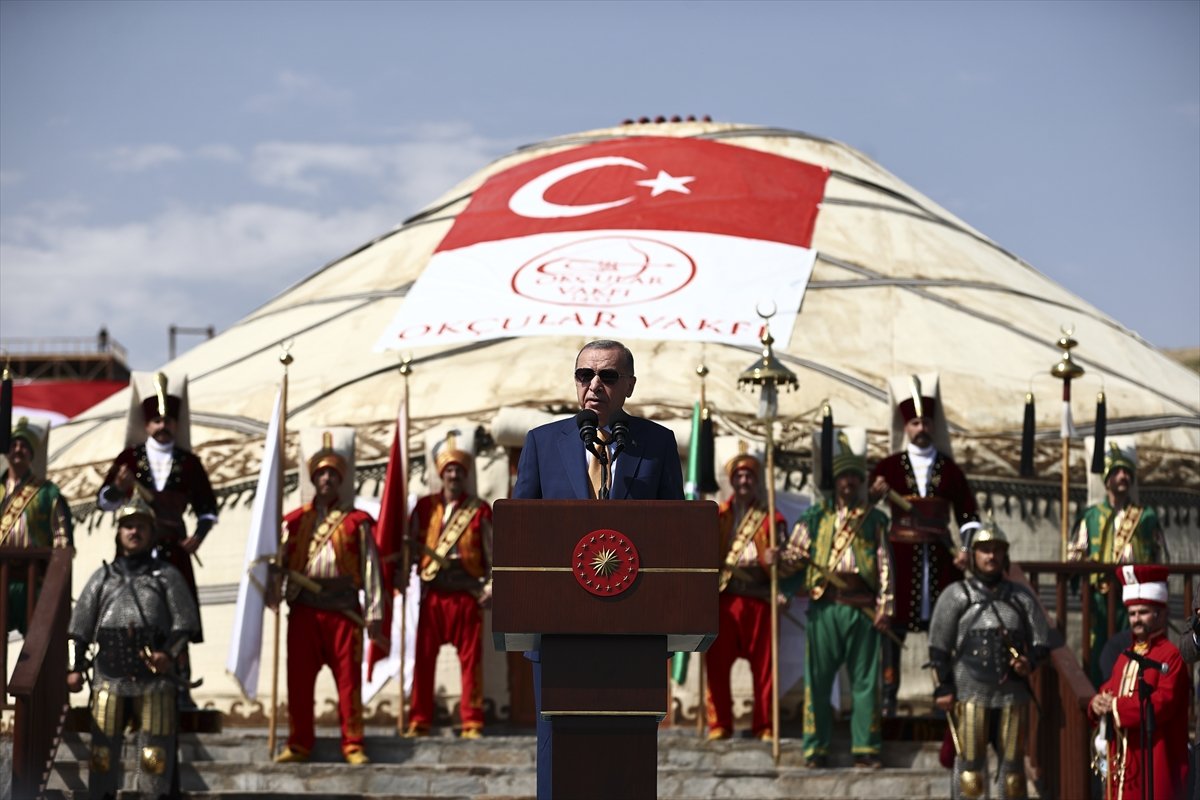 Erdoğan'dan operasyon sinyali: 30 kilometre derine ineceğiz