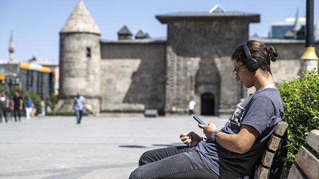 Yurtlardaki ücretsiz konaklamanın süresi uzatıldı