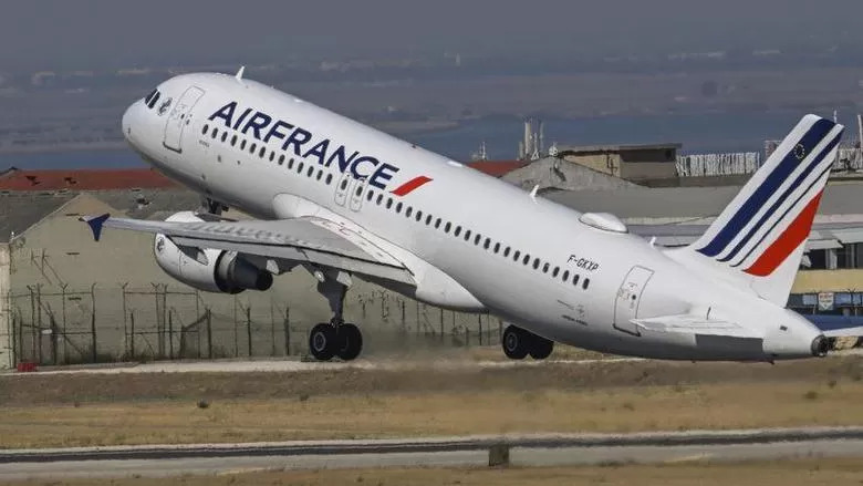 Uçuş sırasında kokpitte yumruklaşan Air France pilotları açığa alındı
