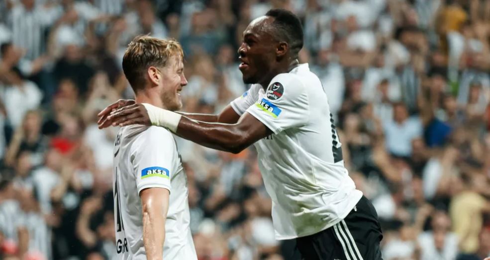 Weghorst ile Muleka'nın şov gecesinde Beşiktaş zirveye yerleşti