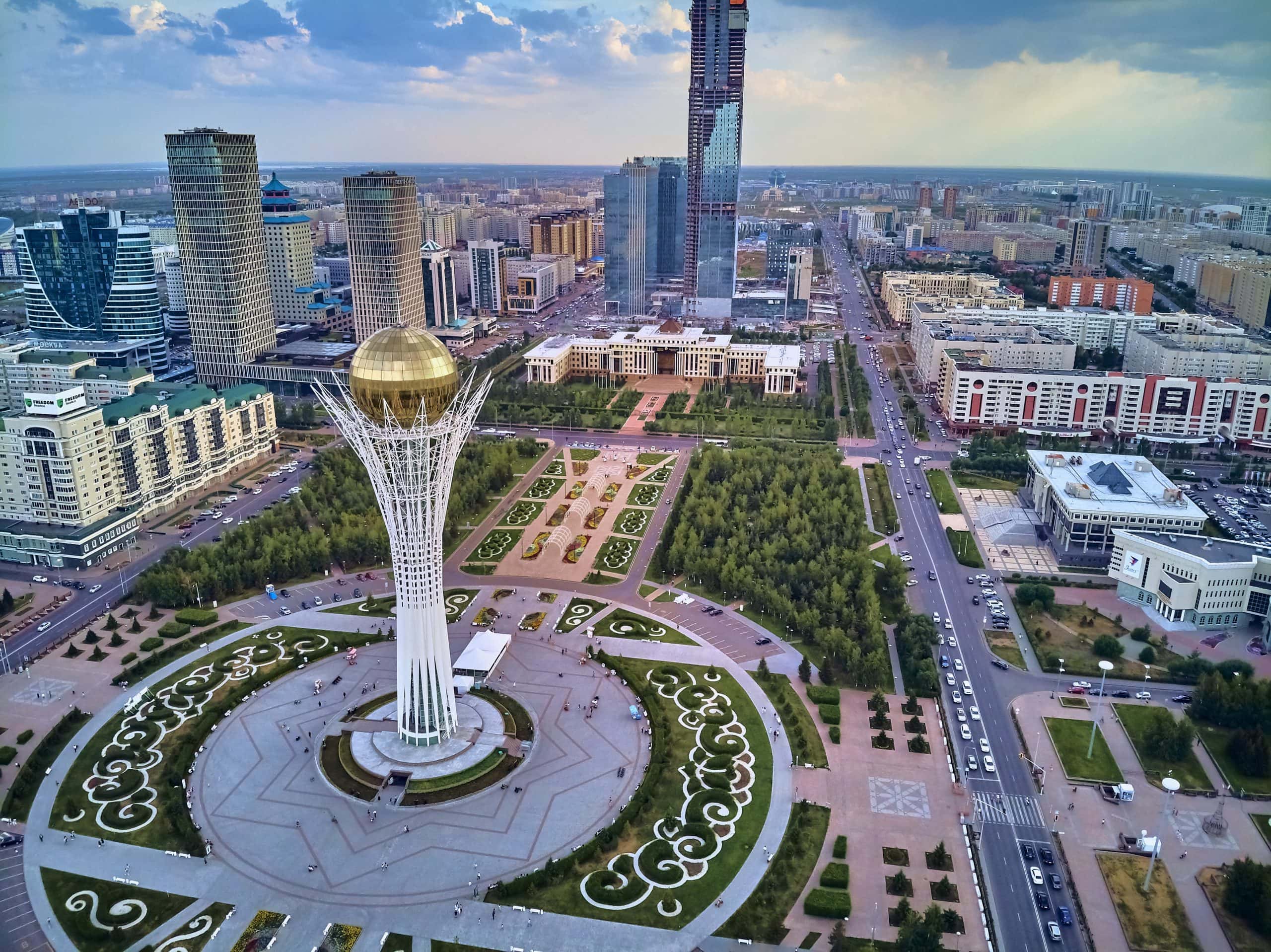 Kazakistan'da başkentin adı tekrar değişiyor