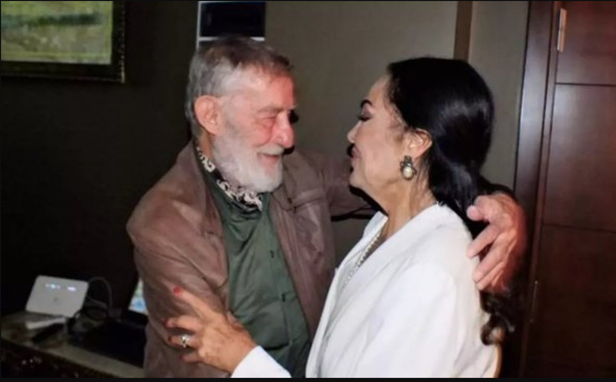 Türkan Şoray ve Ahmet Mekin yıllar sonra buluştu