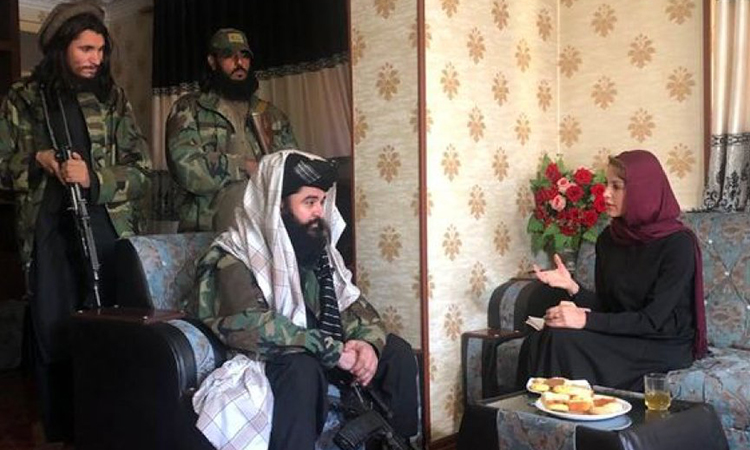 Nagehan Alçı'dan Taliban'ın canlı bomba tim şefi ile röportaj