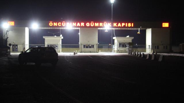 Öncüpınar Sınır Kapısı bölgesine 3 roket düştü