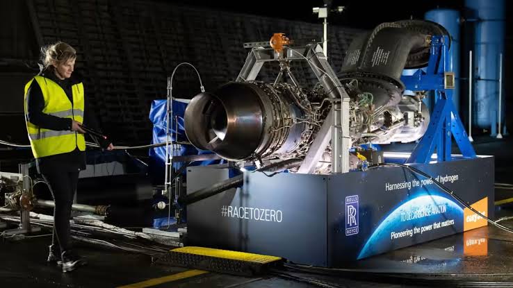 Rolls-Royce, hidrojenle çalışan jet motorunu başarıyla test etti