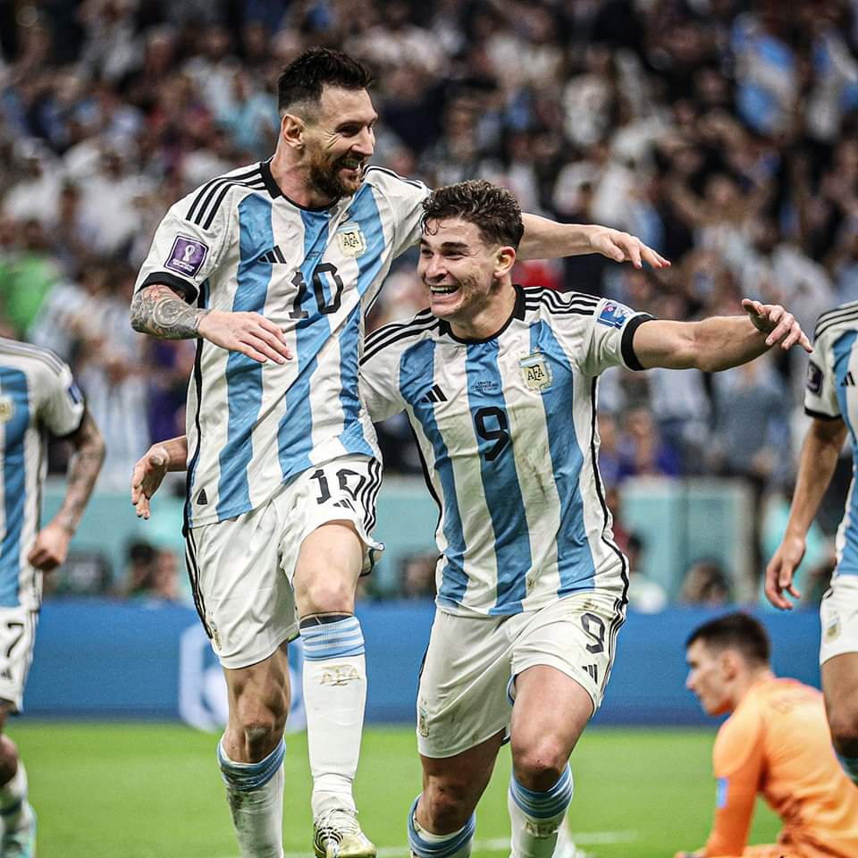 Messi rekor'larda, Arjantin Finalde