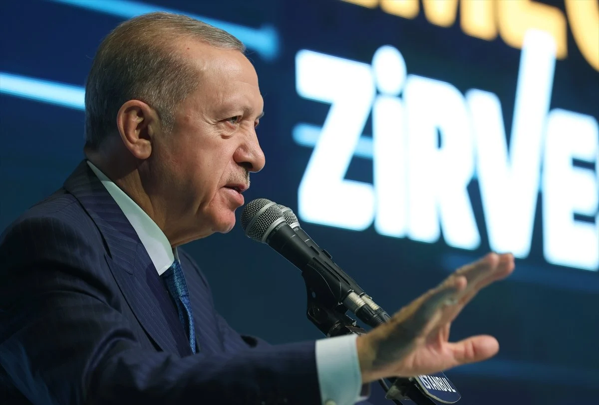 Cumhurbaşkanı Erdoğan: LGBT denilen olay bizim kitabımızda yok