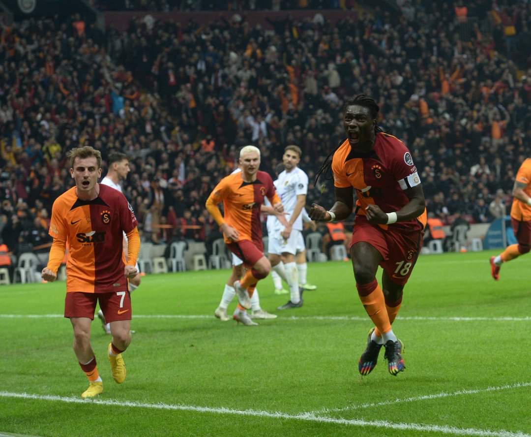 Aslan liderliğe oturdu