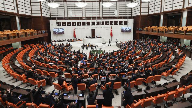 Memura yüzde 30 zam teklifi Meclis'te
