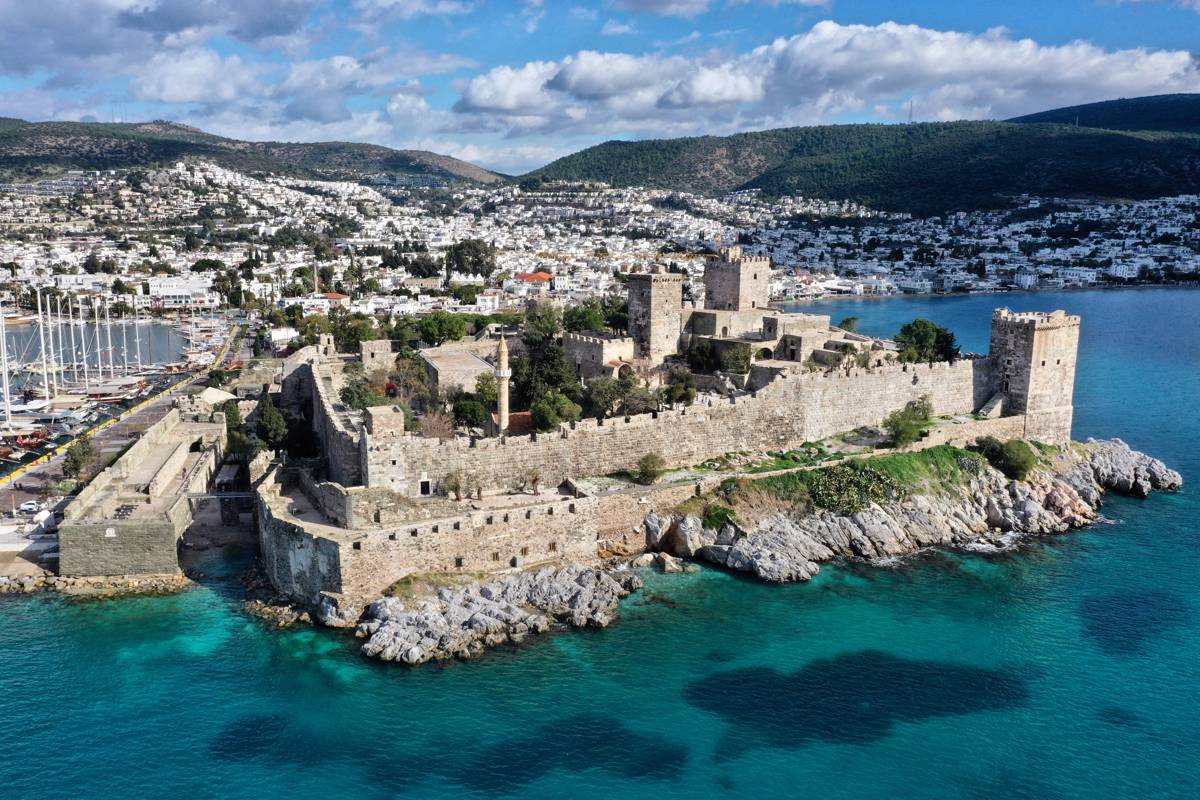 Bodrum Kalesi ve Sualtı Arkeoloji Müzesi: Tarih ve Kültür Dolu Bir Mekân