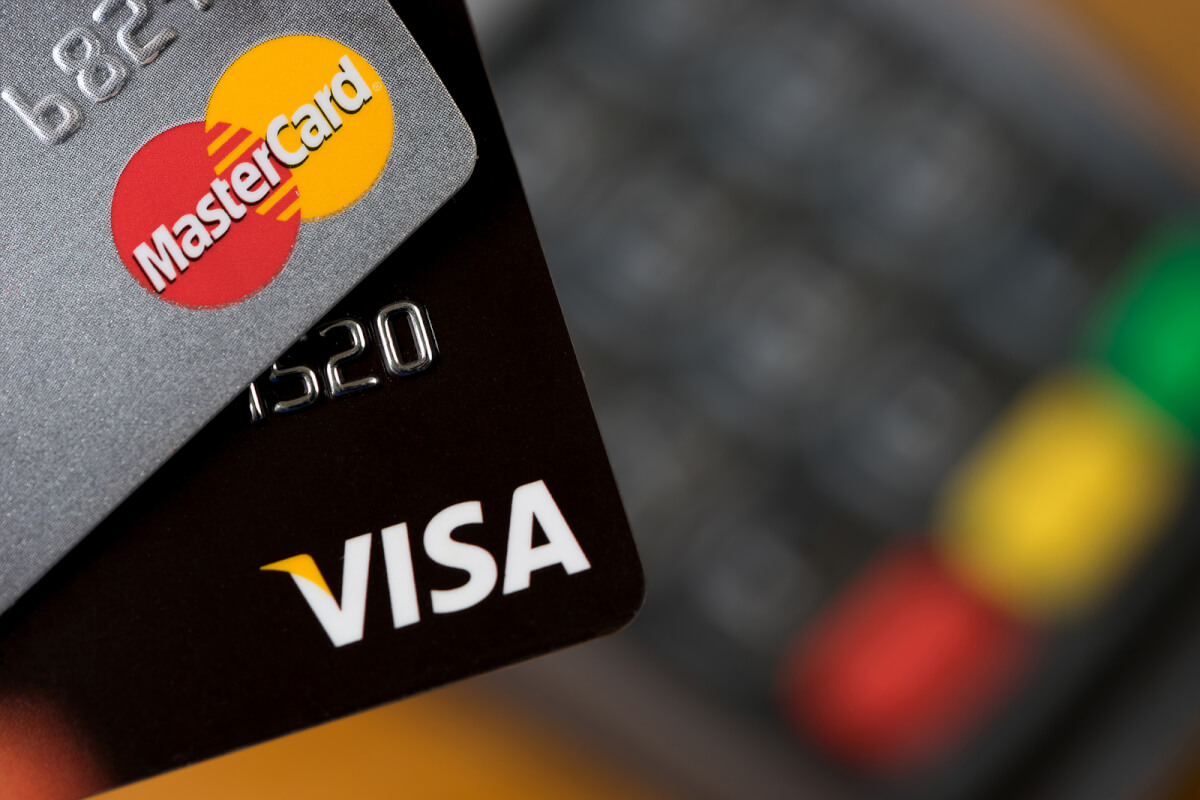 Visa ve MasterCard Nedir? Visa ve MasterCard Arasında Ne Gibi Farklar Var?