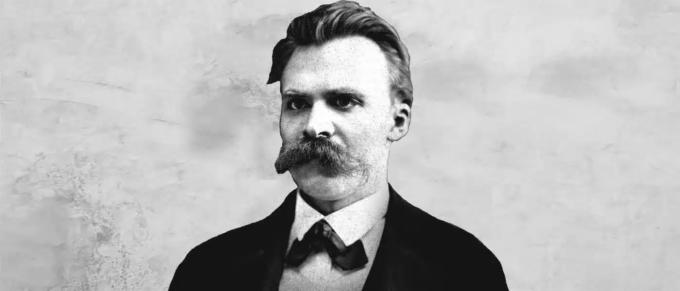 Evrensel ahlak yasasının mümkün olmadığını savunan düşünür kimdir? 