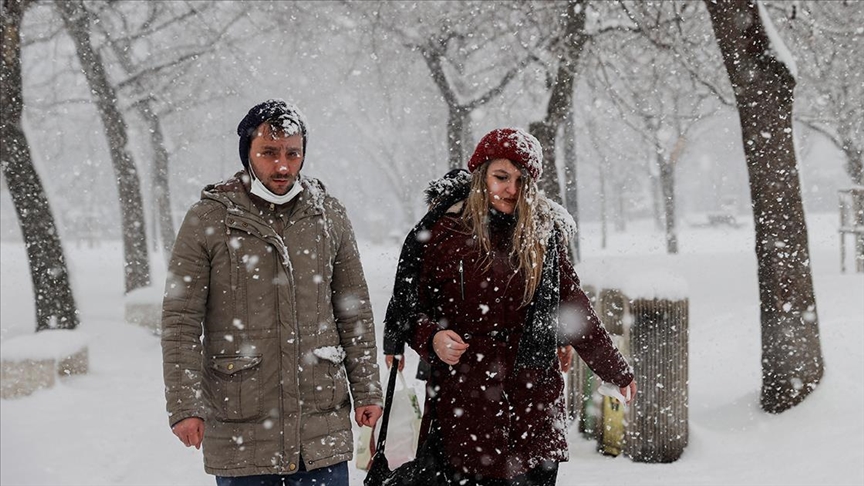 Kastamonu’da yarın okullar tatil mi? Kastamonu’da yarın kar tatili var mı, yok mu? Kastamonu’da 24 Şubat’ta okullar tatil mi? Kastamonu valiliği açıklama yaptı mı?