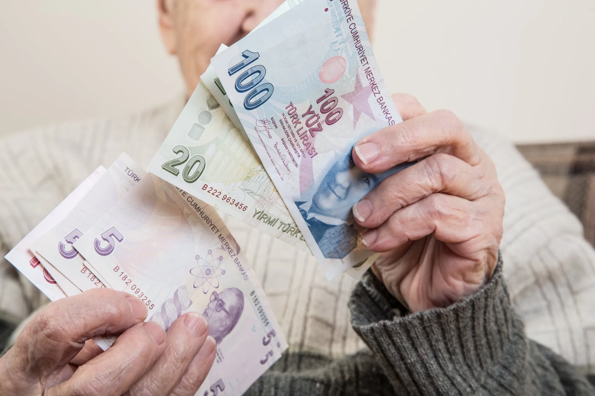 Emeklilere Çifte Bayram Müjdesi Geldi: 40.000 TL Mart Ayında Hesaplarda 