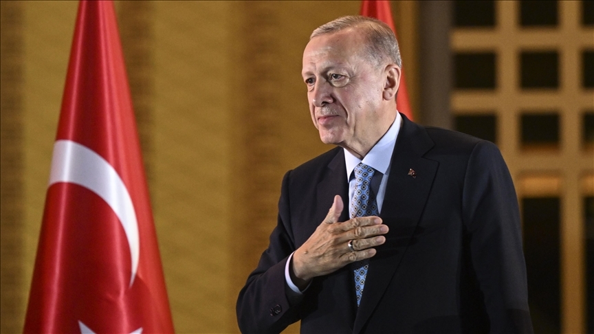 Cumhurbaşkanı Açıkladı! Emeklilere 16100 TL Nakit Avans Desteği