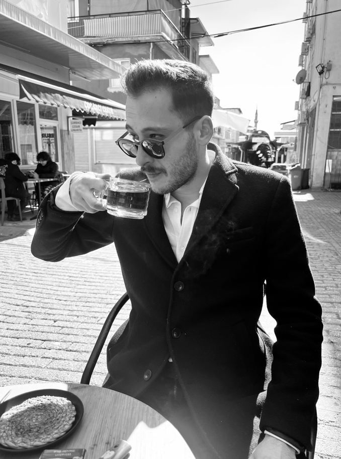Osman Duru: Eskiden kadınlar el uzatmadan el sıkılmazdı, şimdi her şey değişti!