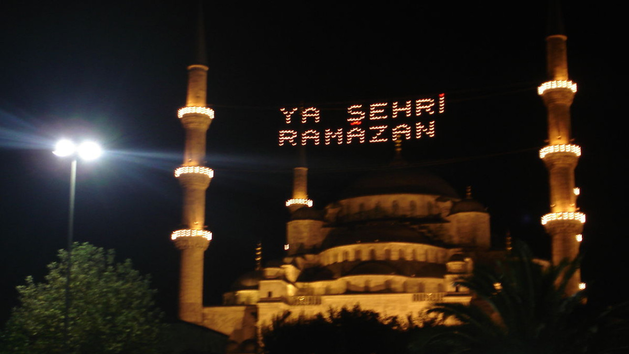 İlk Oruç Ne Zaman Tutulacak 2026? Ramazan Ne Zaman Başlıyor, Bitiyor? RAMAZAN BAYRAMI TARİHLERİ 2026
