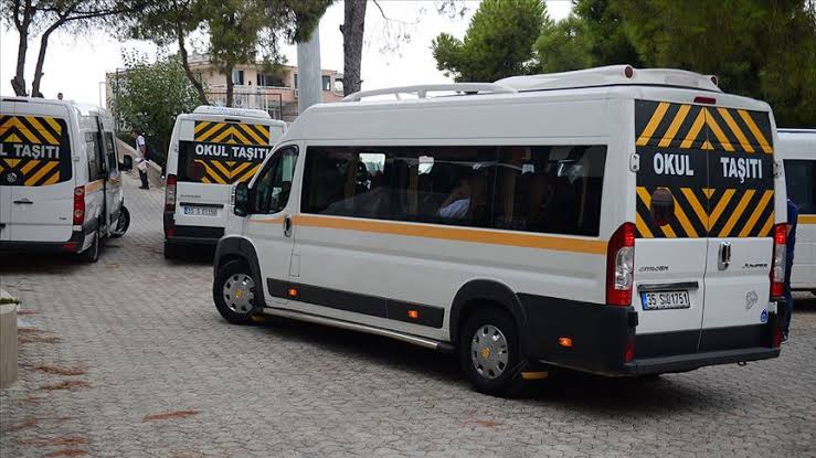 Bilecik Okul Servis Ücretleri 2026-2027! Yakın ve Uzak Mesafe Okul Servis Ücretleri 1 KM'den 25 KM'ye Güncel Fiyat Listesi